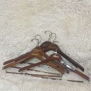 Dillard's Wooden MENS SUIT Hangers Set off 5,